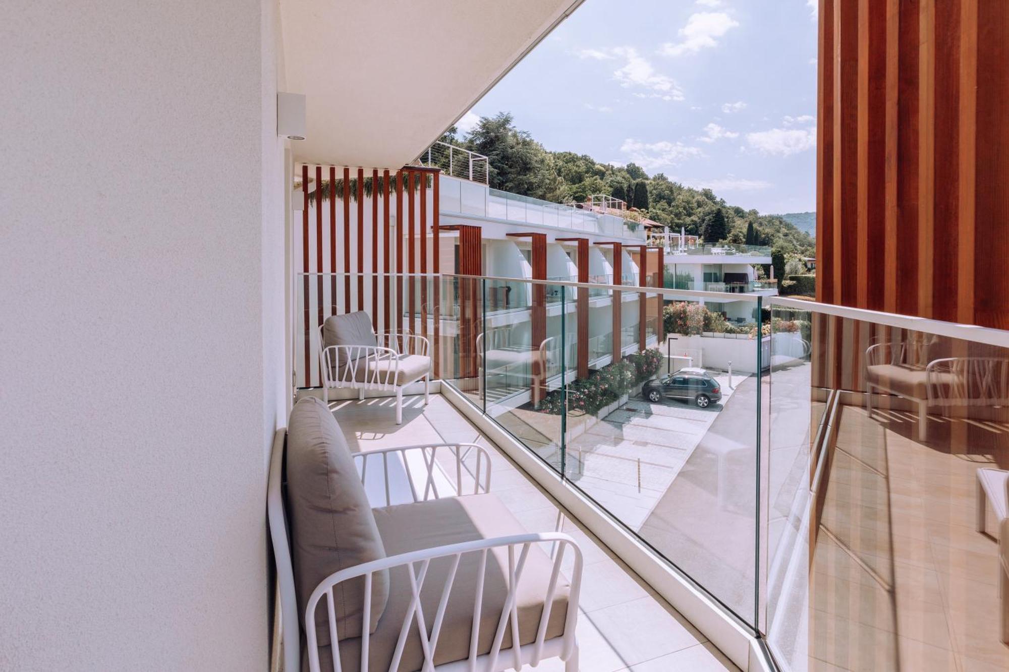 Ah Porticcioli Boutique Apartments San Felice del Benaco Kültér fotó