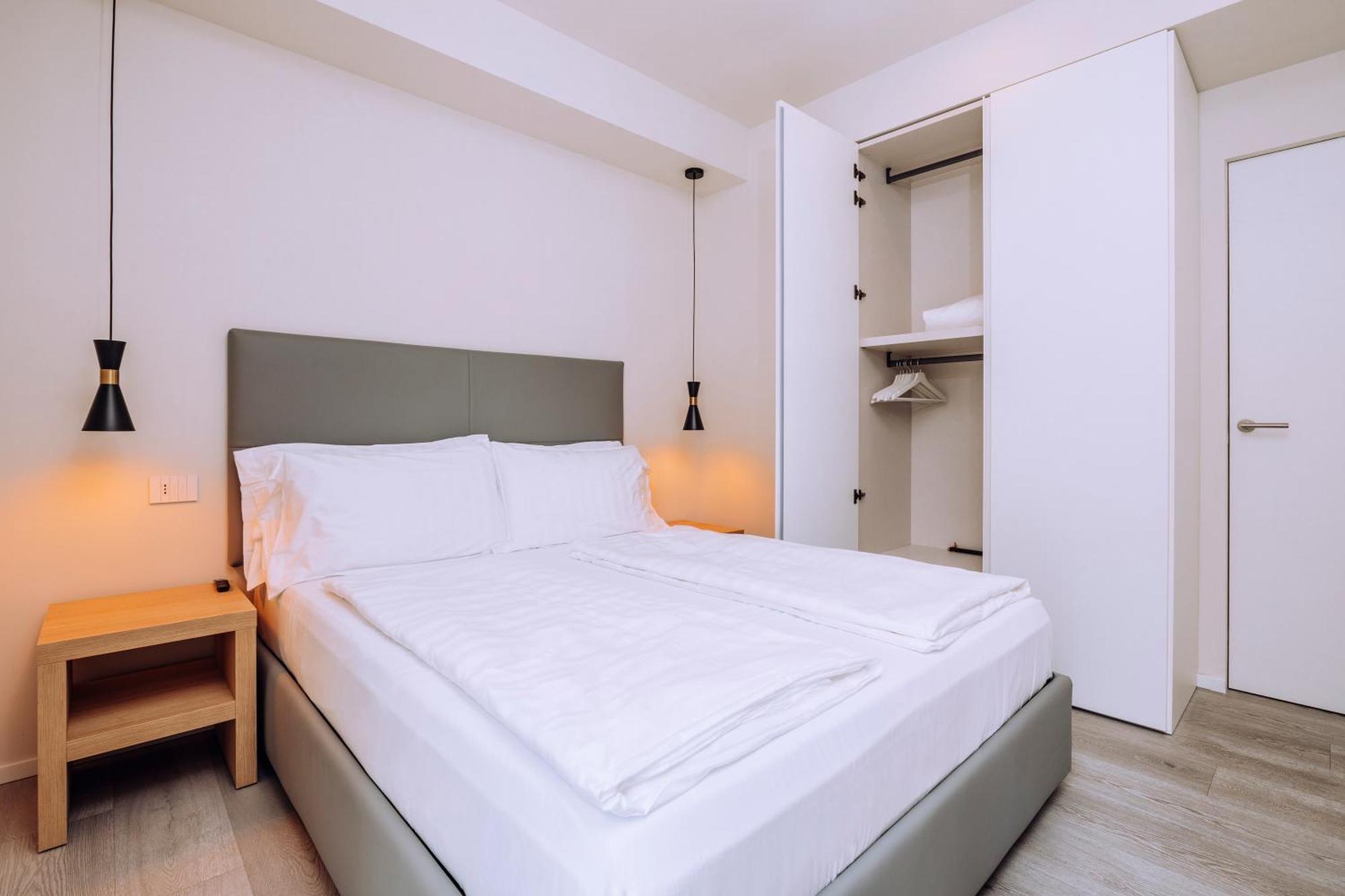 Ah Porticcioli Boutique Apartments San Felice del Benaco Kültér fotó