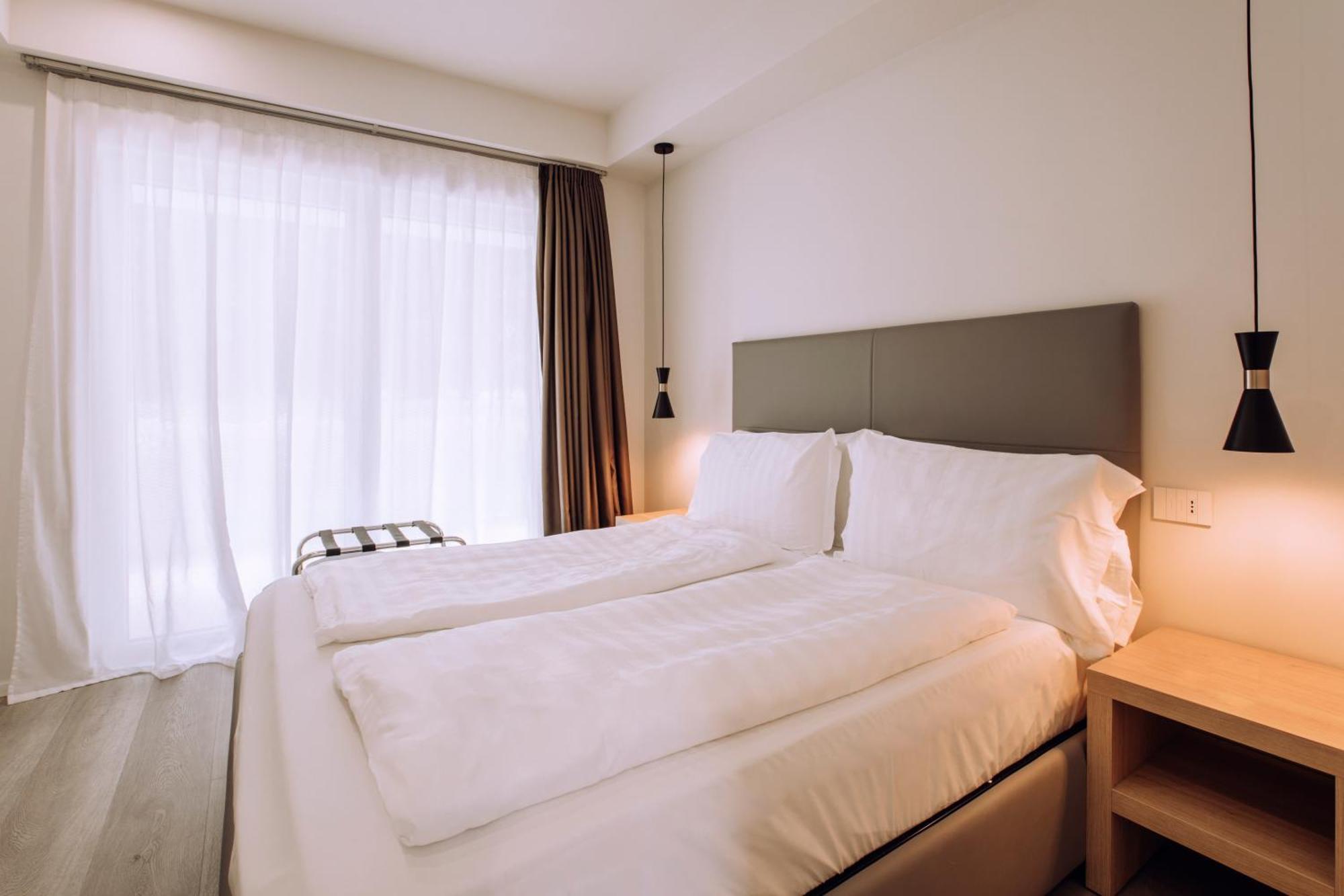 Ah Porticcioli Boutique Apartments San Felice del Benaco Kültér fotó
